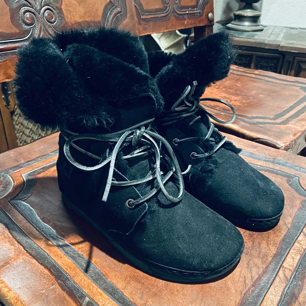 NEW! Otz Shoes Black Suede Ankle Booties w/ Shearling Lining & Comfy Cork Ins…